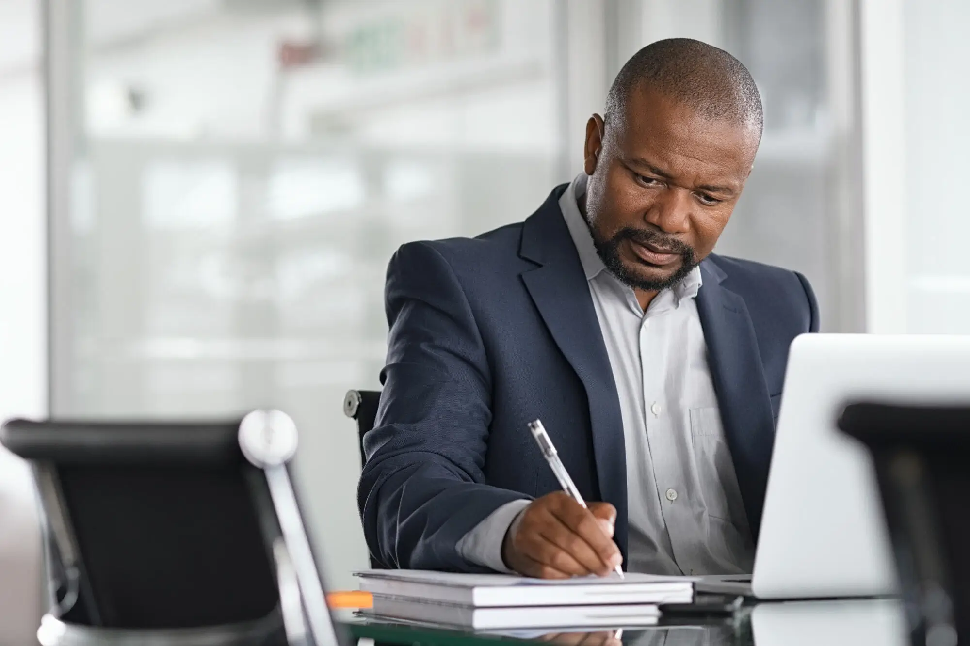 Managing Bookings and Reservations: Best Practices for Land O Lakes Hosts